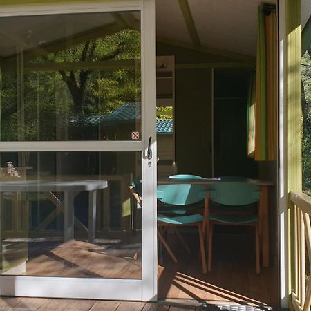 Camping Avec Piscine Et Riviere A Tournon Sur Rhone Ardeche Exterior photo